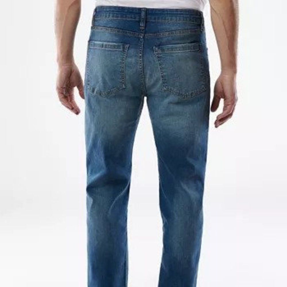 Lazer Men's Straight-Fit Stretch Jean - Picture 3 of 5